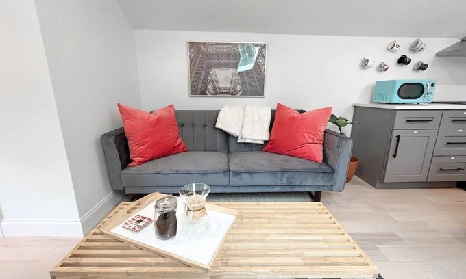 Virginia Highland Apartamento | Brand New 1Bed/1Bath Steps from Piedmont Park & Beltline