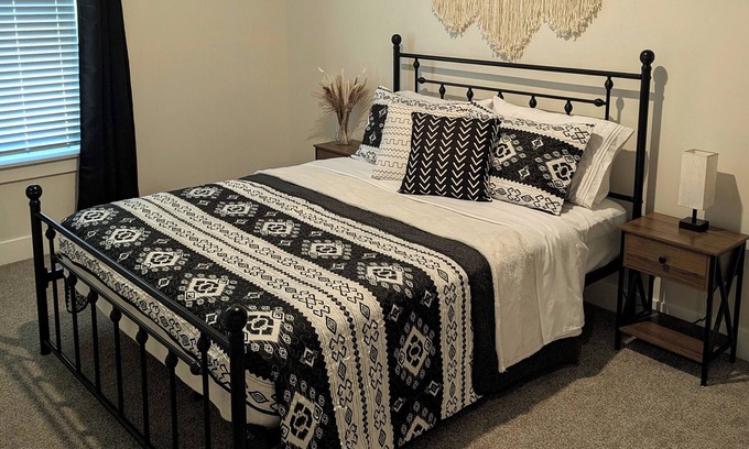 Lafayette Apartamento | BRAND NEW 2 Bedroom Apartment, Minutes from Purdue!