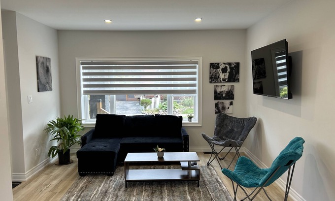 Stinson Apartamento | Brand New 2 Bedroom in Hamilton