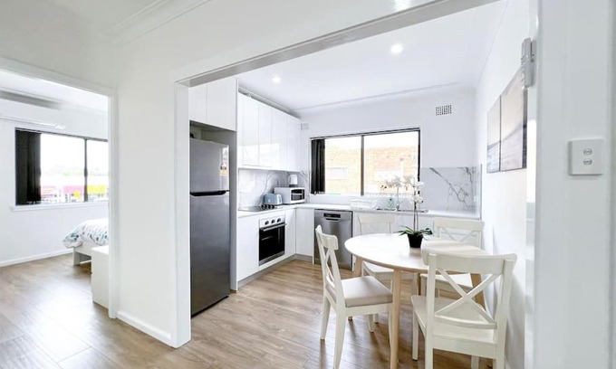 Ingleburn Apartamento | Brand new 2 Bedrooms Apartment in Ingleburn