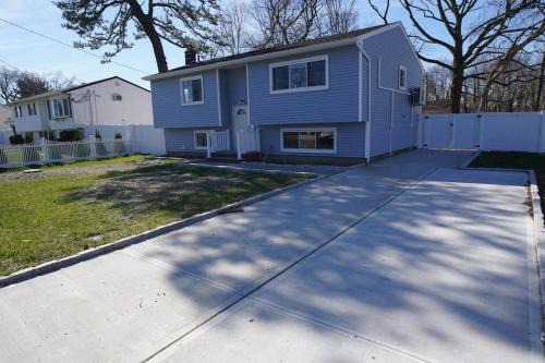 West Babylon Apartamento | Brand new 3 bedroom apt close to all