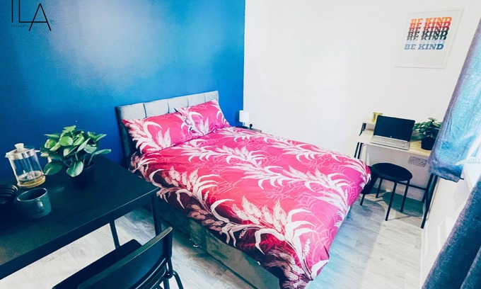 Langley Marish Casa | Brand New 3 Beds Flat | Netflix Wifi Parking | Heathrow Slough Windsor Pinewood