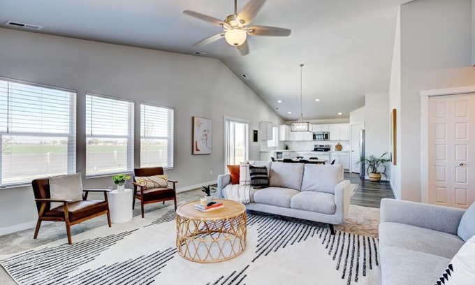 Meridian Casa | BRAND NEW 4-BDRM HOME Farmhouse at Grand Rapids