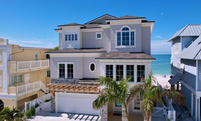Sunset Beach Casa | Brand New 5 BR Home on Sunset Beach with Pool
