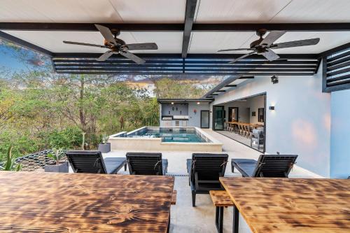 Potrero Casa | Brand-New 6BD Giant with Private Pool by SPCR