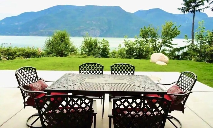 Britannia Beach Apartamento | Brand New Apartment with Great Views