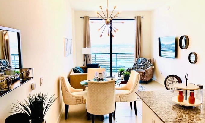 Doral Apartamento | Brand new apartment in Miami...close to everything