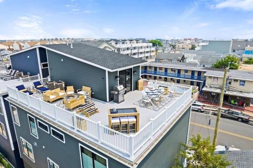 Seaside Heights Casa | Brand New Beach house with roof top near bay and beach