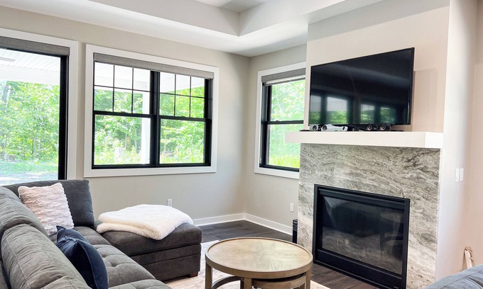 Birchwood Farms Casa | Brand New Birchwood Townhouse - 3 Bedrooms, 2 Bathrooms, Sleeps 6!