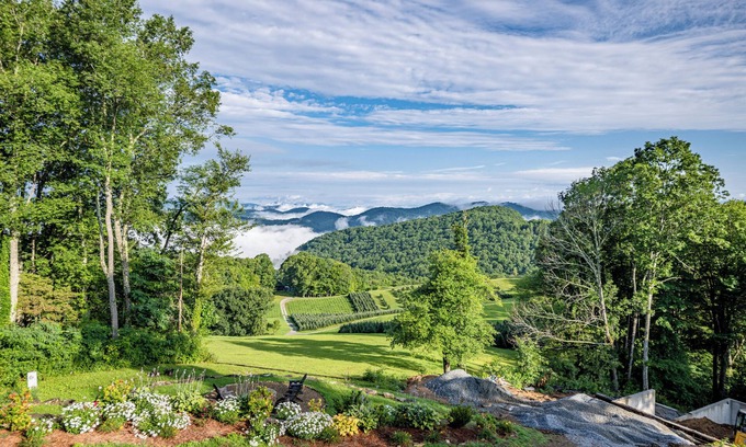 Glenville Casa | Brand New Construction! Incredible Long Range Views!