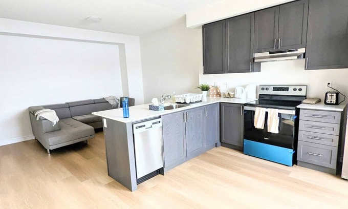 Durham Region Casa | Brand New Cozy 2 Bed 1.5 Bath Townhouse