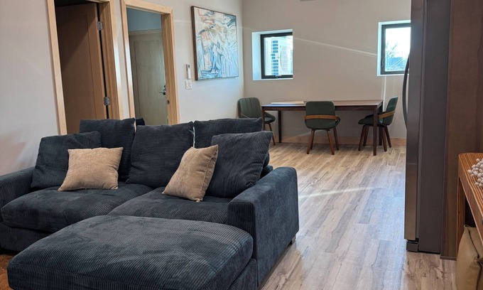 Norfolk Apartamento | Brand new, cozy/modern 1-bedroom apartment located Norfolk's downtown district!