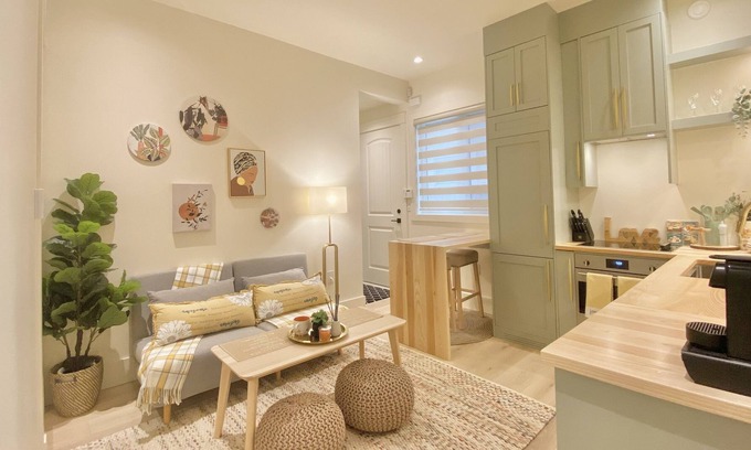 Richmond Apartamento | BRAND NEW Cozy Scandinavian Suite