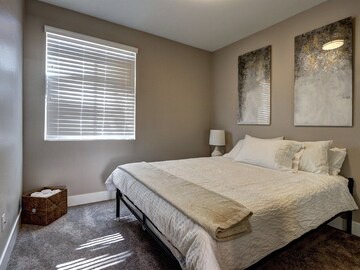 Summerlin South Casa | BRAND NEW DESERT MODERN HOME in Las Vegas