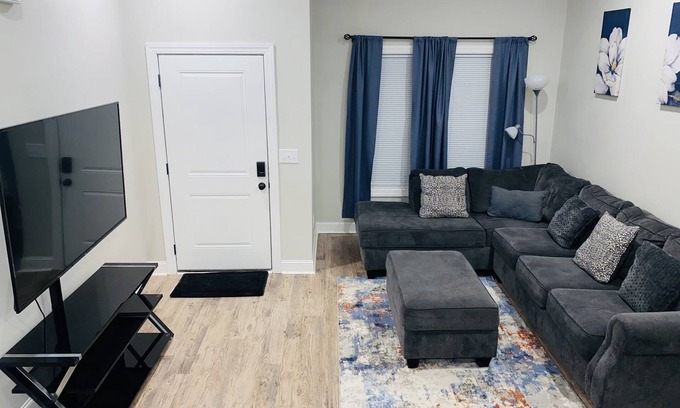 Greenville Casa | Brand New Everything Pond 65' Tv Spacious One Level