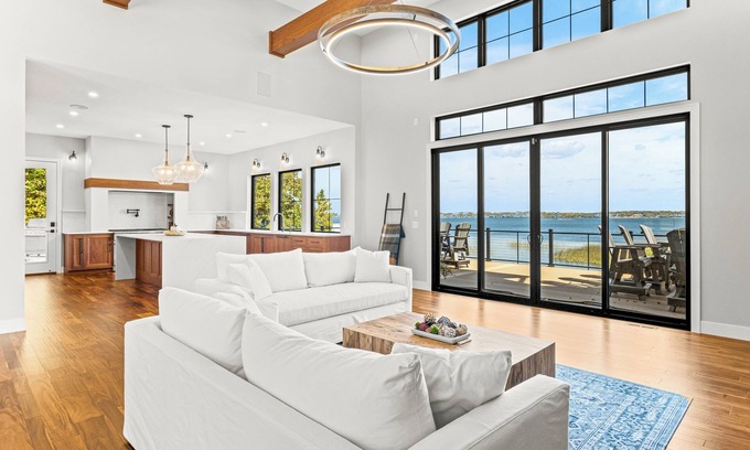 Alexandria Casa | Brand New Grand Home on Lake Miltona Alexandria