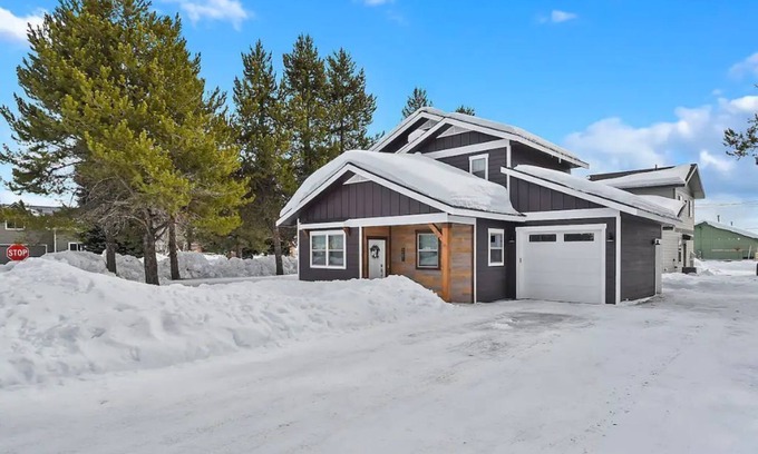 Tamarack Resort Casa | Brand new home nestled in the small mountain town of Donnelly, Idaho