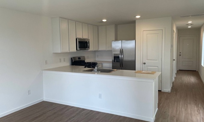 New Caney Casa | Brand new Home