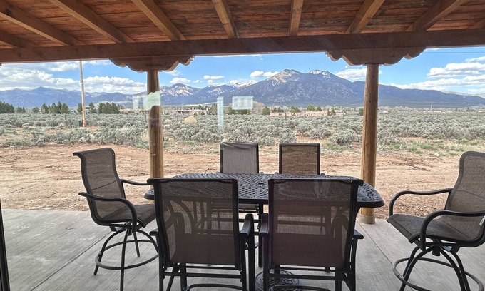 El Prado Casa | Brand New home with spectacular mountain views