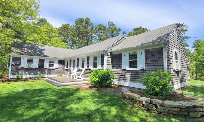 Truro Casa | BRAND NEW LISTING! Immaculate 4BD--A/C, Deck, Outdoor Shower, Only 0.2 Mi to Ballston Beach--1-Min Bike Ride!