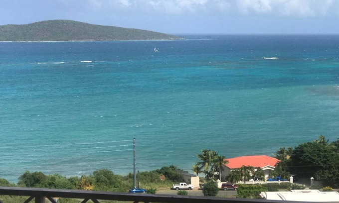 Cotton Valley Condominio | !! Brand New Listing !! Breathtaking Caribbean Views with cool Caribbean Breezes