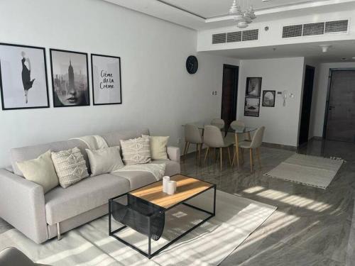 Ajman Apartamento | Brand New Lux 1BD Apt FREE Parking NEAR Beach