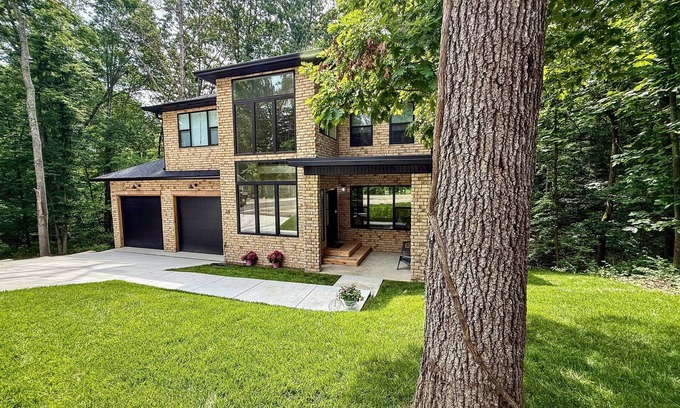 Bella Vista Casa | Brand New Lux Mountain Trails Retreat+ 3BR 3BA
