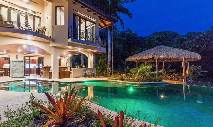 Dominical Casa | Brand New Luxury Villa With Outstanding Ocean Views & Wildlife on Doorstep