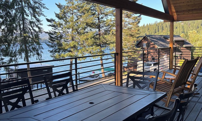 Hayden View Estates Casa | Brand New Modern Chalet on Hayden Lake Sleeps 12 w/ Private Dock & Views