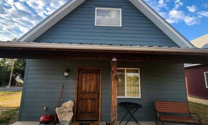 Cannonville Cabina | Brand New, Modern Country Cabin near Bryce Canyon National Park, Utah