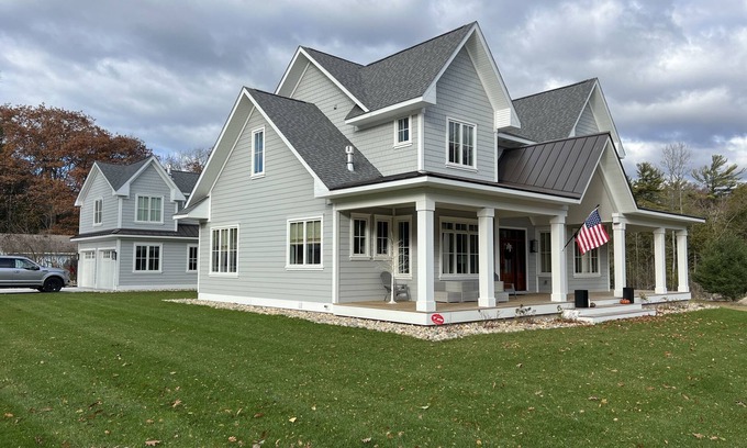 Harbor Springs Casa | Brand new spacious 6-bedroom house in downtown Harbor Springs Michigan!