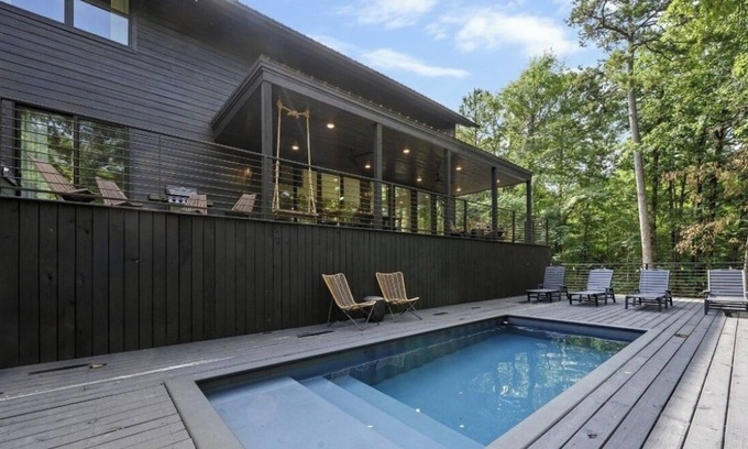 Broken Bow Casa | Brand New! Spacious Bougie Wooded Retreat with Heated Pool. Sleeps 22