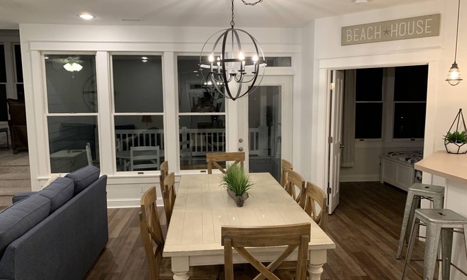 Manteo Condominio | A estrenar totalmente renovado Marina Front Condo en Pirates Cove.