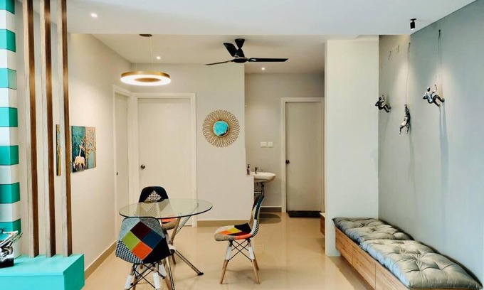 Kelambakkam Apartamento | BRAND NEW ULTRA-MODERN SEAVIEW APARTMENT IN OMR!