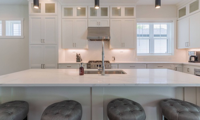 Harters Heights Casa | Brand new under the shadow of the Dome