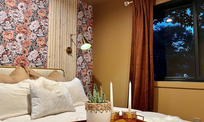 Solon Springs Casa | BRAND NEW Vacation Suites steps from Lucius Woods County Park & Lake St. Croix!