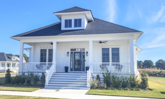 Cape Charles Casa | Brand New Vacation Home, Beautifully Furnished!