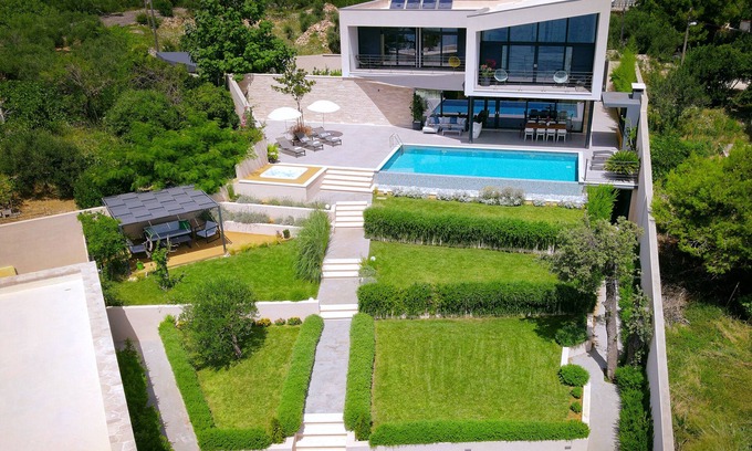 Sucuraj Villa | Brand new villa /4 bedrooms/4baths/private pool/sea access