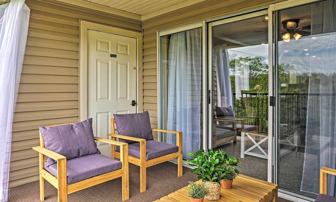 Branson Condominio | Branson Condo on Golf Course w/ Pool Access!
