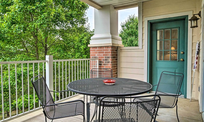 Branson Condominio | Branson Condo w/ Balcony, 3 Miles to Downtown