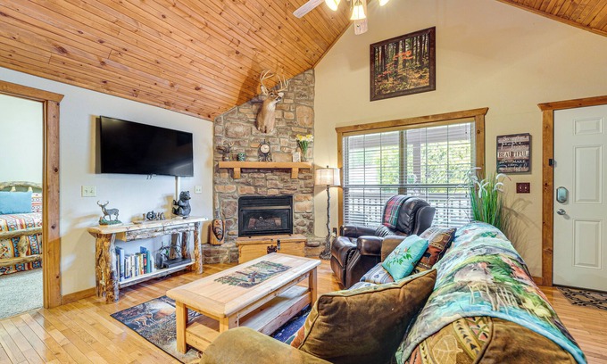 Branson West Cabina | Branson West Family Cabin Near PGA Golf Course!