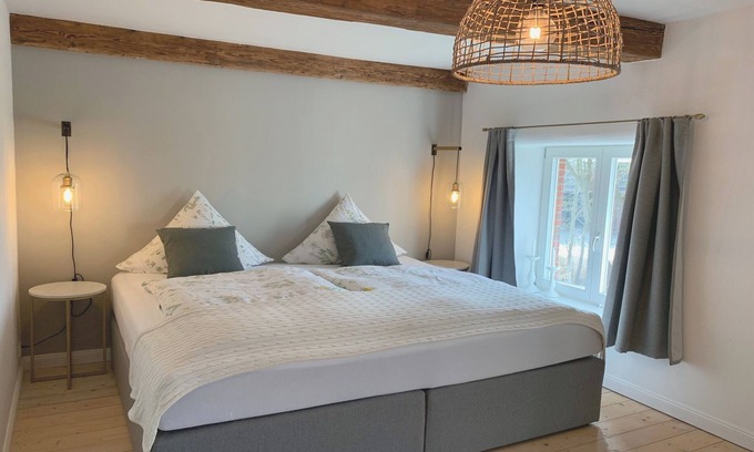 Suderdeich Apartamento | Brass bed apartment - the nostalgic one