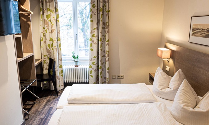 Old Town Hotel | Brauereigaststätte Spitalgarten