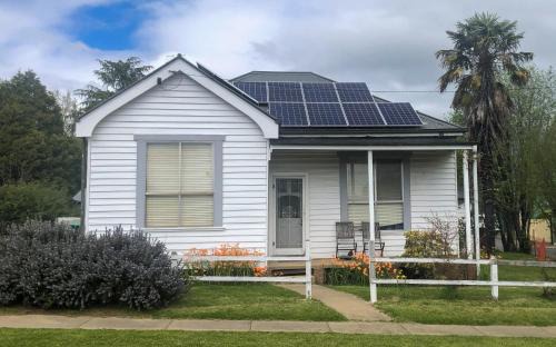 Tumbarumba Casa | Breakaway Cottage