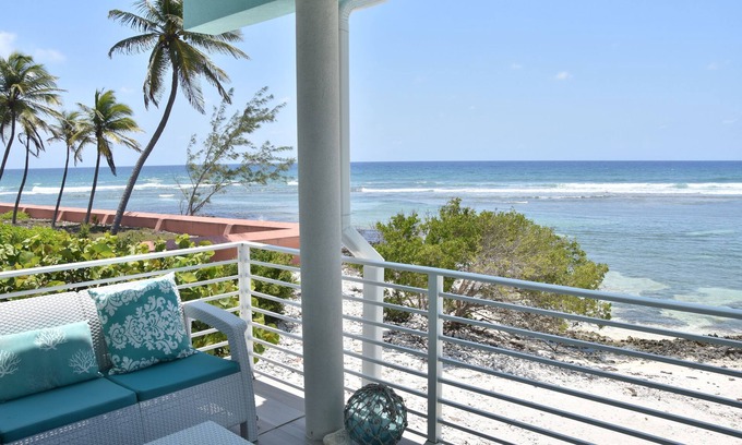 Bodden Town Casa | Breakers View Beach house perfect place to relax, unwind, sun, swim, snorkel