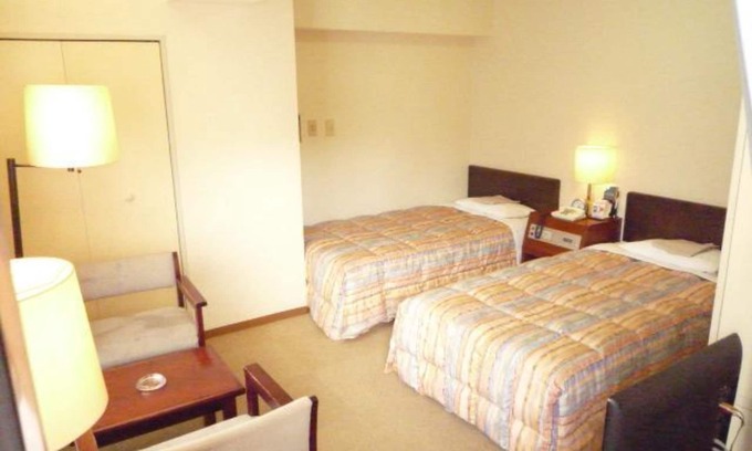 Minamimachi Hotel | Breakfast included Smoking allowed Twin ro / Kawasaki Kanagawa