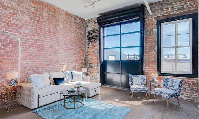 Newport News Apartamento | Breakfast Tiffany s Downtown Newport News