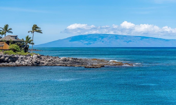 Napili Condominio | Breathtaking 1 Bed True Oceanfront Retreat Maui