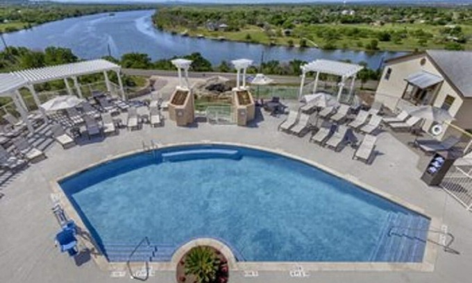 Marble Falls Complejo | Impresionante en todas las direcciones!