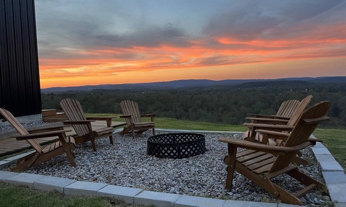Royal Apartamento | Breathtaking Mountain View Studio Suite